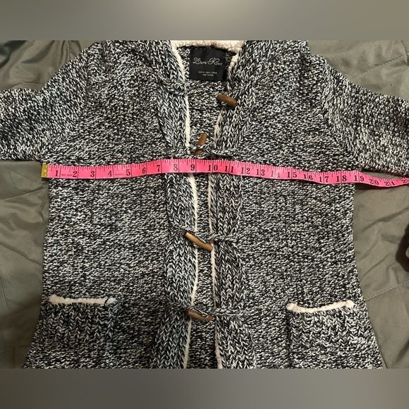 Zara Knit comfy sweater grey and white button up size small - Picture 4 of 6